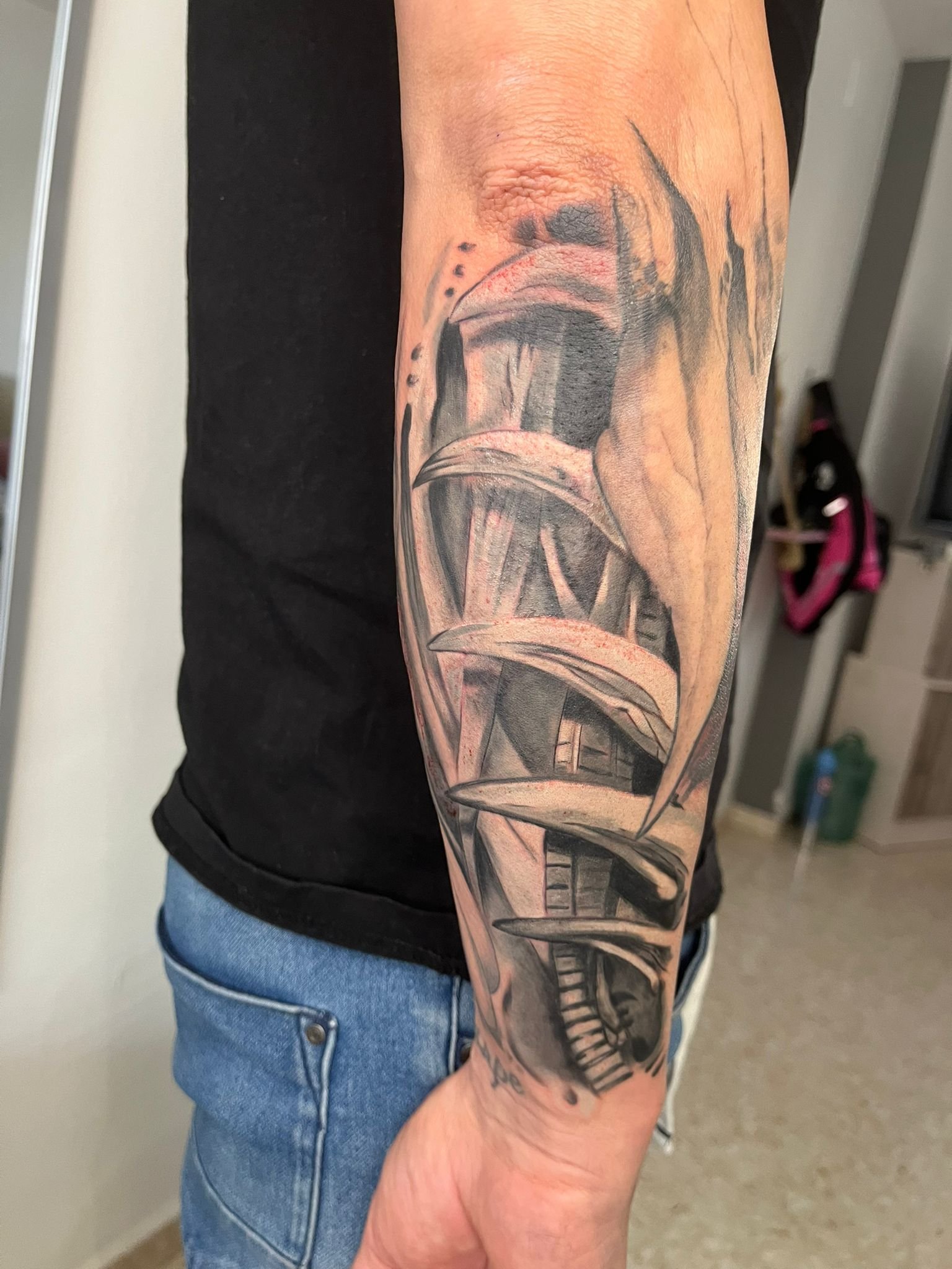 WhatsApp Image 2025-10-28 at 11.35.21 (6)