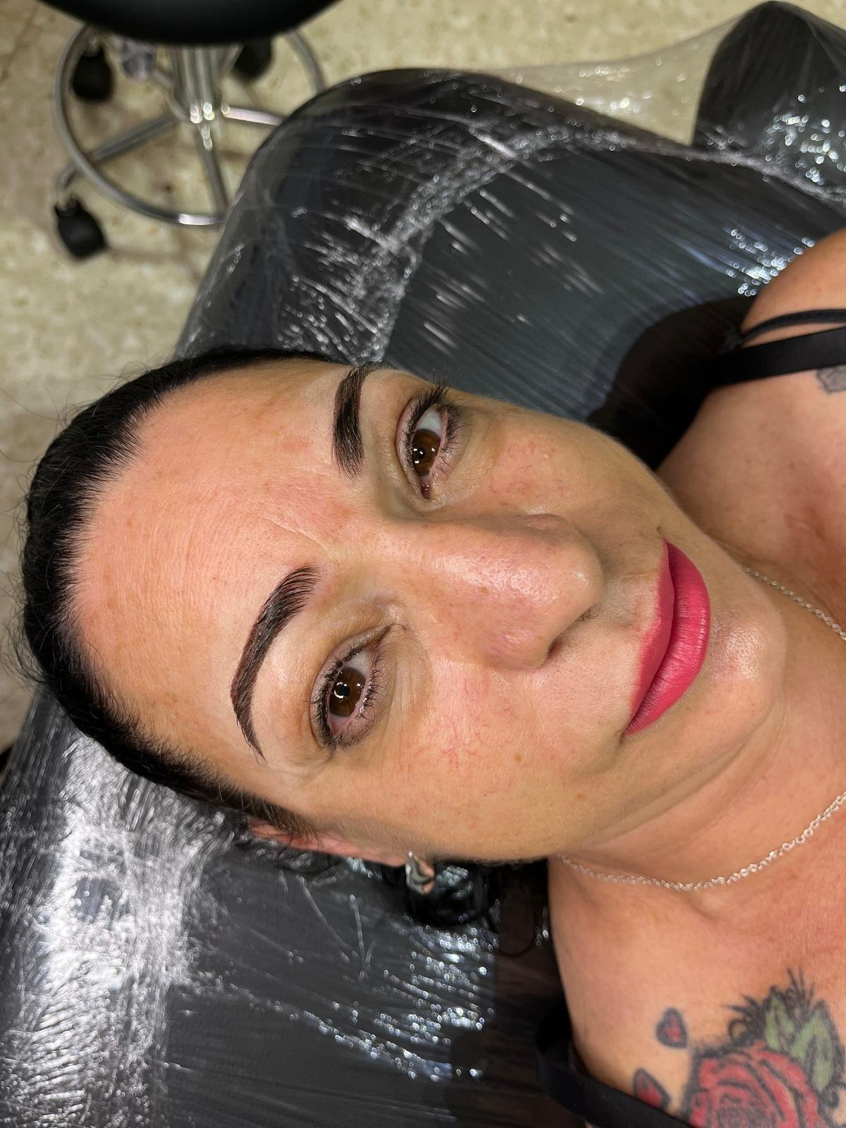 8dbb5b20-4d15-4283-8d5b-6c5a9061fc69 (2)